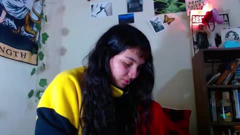 Snapshot of sweetie_maryy chatting on 28, 2, 2025 Maria my insta sweetie maryy online show from 28, 2, 2025