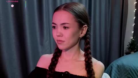 sweetieee_kira online show from 3, 2, 2026