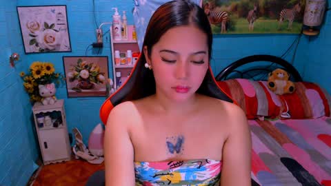 Nicole online show from 29, 1, 2025