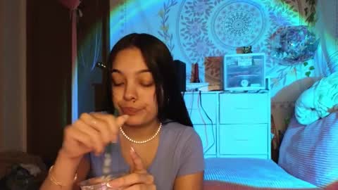 Blu Sweets online show from 19, 12, 2025