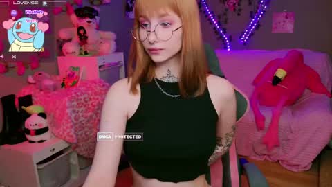 Snapshot of sweetjinks chatting on 5, 5, 2026 . Felin . online show from 5, 5, 2026