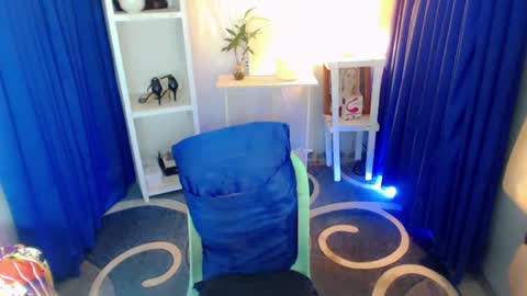 dessiree online show from 14, 7, 2026