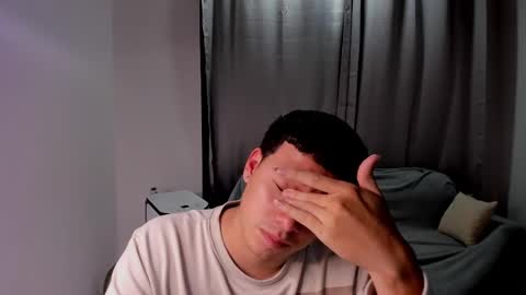 Snapshot of sweetlian_04 chatting on 22, 2, 2025 Lian online show from 22, 2, 2025