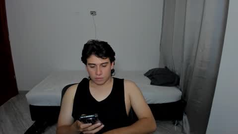 Snapshot of sweetlian_04 chatting on 28, 9, 2025 Lian online show from 28, 9, 2025