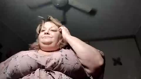 Snapshot of sweetlolajean chatting on 10, 9, 2025 sweetlolajean online show from 10, 9, 2025