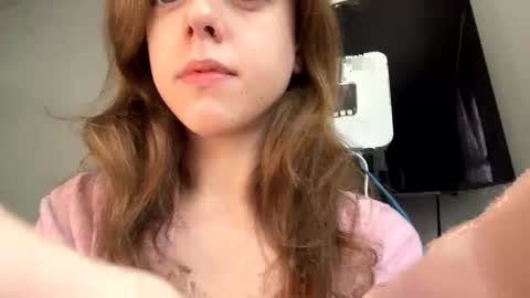 Snapshot of sweetmarie223 chatting on 11, 4, 2026 sweetmarie223 online show from 11, 4, 2026