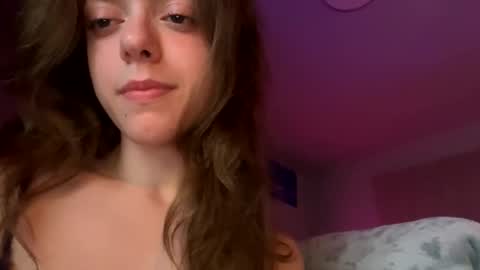 Snapshot of sweetmarie223 chatting on 16, 4, 2026 sweetmarie223 online show from 16, 4, 2026