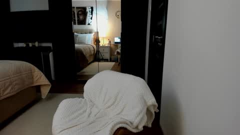 Snapshot of sweetndcrazy chatting on 15, 1, 2025 Nicole online show from 15, 1, 2025