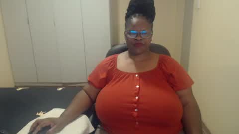 sweetnoziexxx online show from 17, 2, 2025