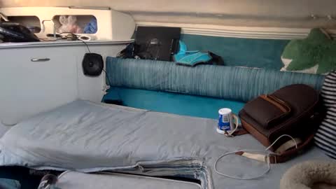 WeAim2PZzz online show from 28, 2, 2025