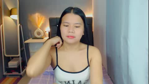 Snapshot of sweetnwildts chatting on 22, 4, 2026 Ghena online show from 22, 4, 2026