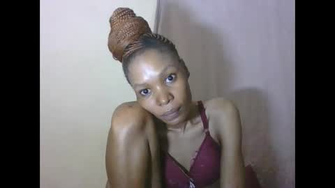 ESTHER online show from 12, 4, 2026