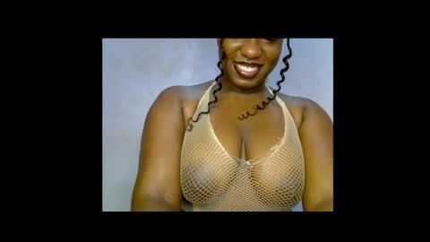 Snapshot of sweetpetitgirl chatting on 4, 4, 2026 LILY BRANDY online show from 4, 4, 2026