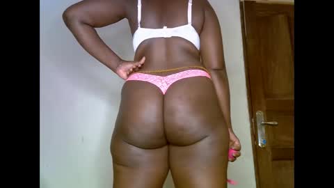 Snapshot of sweetrenne chatting on 20, 2, 2025 sweetrenne online show from 20, 2, 2025