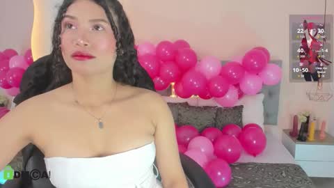 Snapshot of sweetrose01 chatting on 5, 10, 2025 Dulce online show from 5, 10, 2025