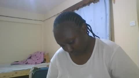 Snapshot of sweetrose2049 chatting on 1, 3, 2026 Rose Watetu online show from 1, 3, 2026