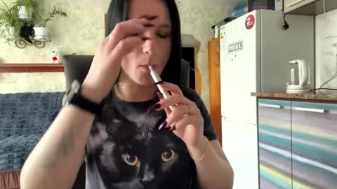 Sweet Shy online show from 19, 4, 2026