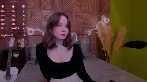 Snapshot of sweetshy_ chatting on 3, 10, 2025 Alice online show from 3, 10, 2025