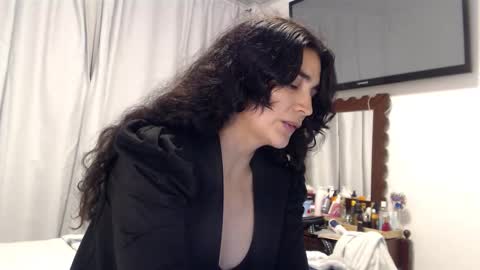 Dianis online show from 9, 2, 2026