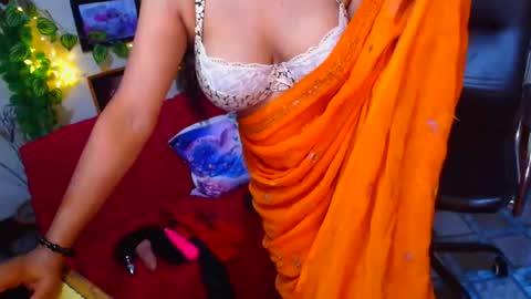 SweetSour online show from 17, 11, 2025