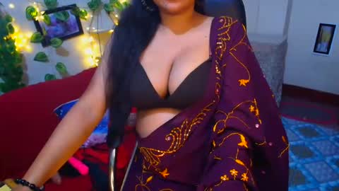 SweetSour online show from 16, 12, 2025