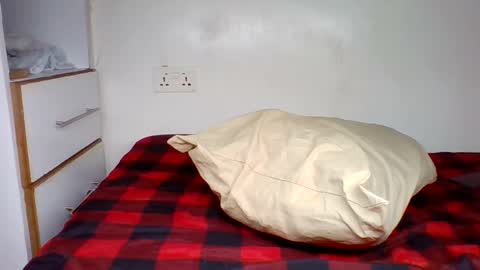 sweett_amberr online show from 25, 2, 2026