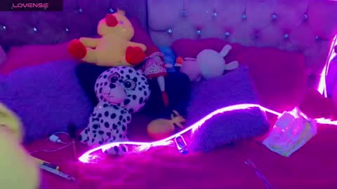 Snapshot of sweett_martina chatting on 5, 2, 2025 martina online show from 5, 2, 2025