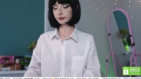 Snapshot of sweetuniporn chatting on 29, 6, 2026 Elis a little vacation Ill be here Saturday my schedules in bio online show from 29, 6, 2026