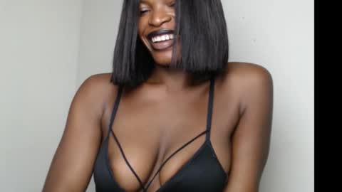 sweetxxboobsx online show from 24, 11, 2025