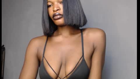 sweetxxboobsx online show from 1, 3, 2026