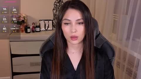 Sweety Caroline   I lost my TG write to me here online show from 17, 2, 2025