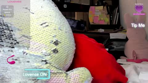 Snapshot of sweety_cum chatting on 29, 3, 2026 Mia online show from 29, 3, 2026