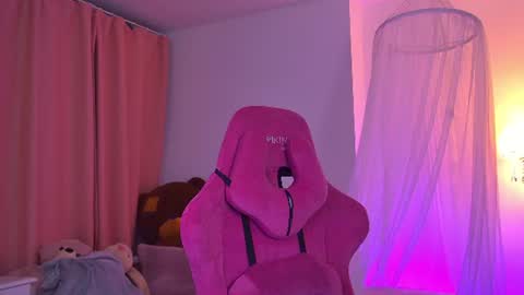 Emily online show from 7, 8, 2026
