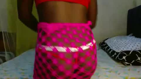 Snapshot of sweety_spixxy chatting on 27, 3, 2026 Dolly online show from 27, 3, 2026