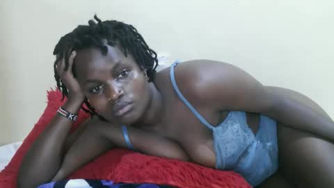 Snapshot of sweetyafrika chatting on 17, 11, 2025 Retty online show from 17, 11, 2025