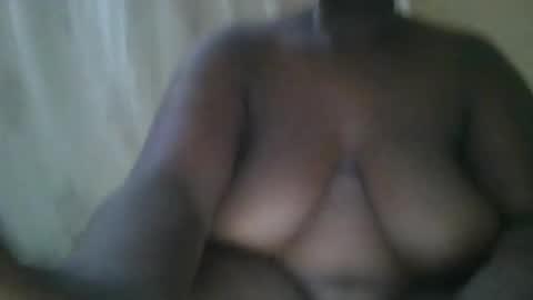 Snapshot of sweetyass25 chatting on 10, 11, 2025 sweetyass25 online show from 10, 11, 2025