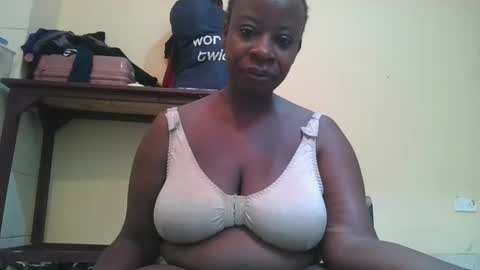 Snapshot of sweetyass25 chatting on 8, 2, 2026 sweetyass25 online show from 8, 2, 2026