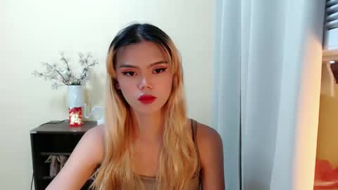 Snapshot of sweetytrannygirlxx chatting on 6, 1, 2025 Megan online show from 6, 1, 2025