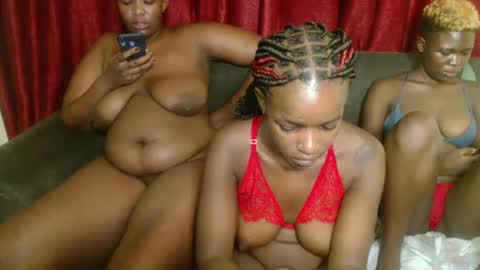 sweetz_candice online show from 4, 3, 2025