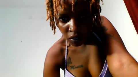 Snapshot of sweetz_candice chatting on 19, 5, 2026 sweetz_candice online show from 19, 5, 2026