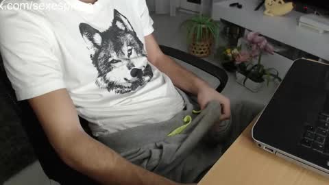 SwetLittleBoy4u online show from 2, 11, 2025