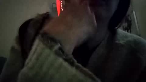 swollenclitneedsdad online show from 23, 9, 2025