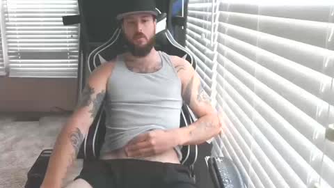 Snapshot of swoozy_ chatting on 10, 10, 2025 swoozy_ online show from 10, 10, 2025