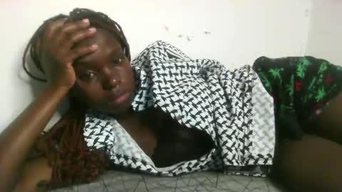 Snapshot of swt_lov chatting on 21, 2, 2025 swt_lov online show from 21, 2, 2025