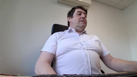 Snapshot of sympa_trique chatting on 11, 6, 2026 sympa_trique online show from 11, 6, 2026
