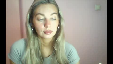 Snapshot of syrami chatting on 7, 7, 2026 syrami online show from 7, 7, 2026
