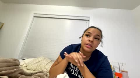 t_princess_t online show from 3, 2, 2025