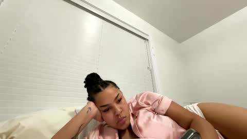 t_princess_t online show from 17, 2, 2025