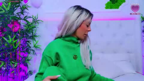 Snapshot of taahiraarabian chatting on 30, 9, 2025 Arianna online show from 30, 9, 2025