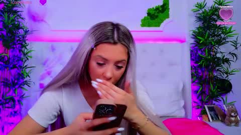 Snapshot of taahiraarabian chatting on 16, 10, 2025 Arianna online show from 16, 10, 2025